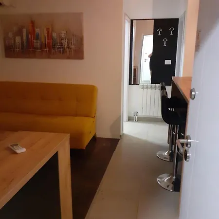 Emilia Apartment *
